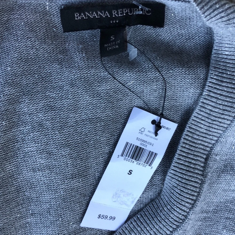 BANANA REPUBLIC V-Neck Grey Light Pullover Sweater - Picture 6 of 9
